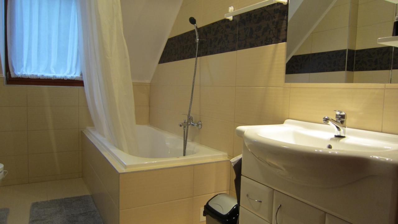 Appartment Kastelo Victoria Zalacsány Екстериор снимка